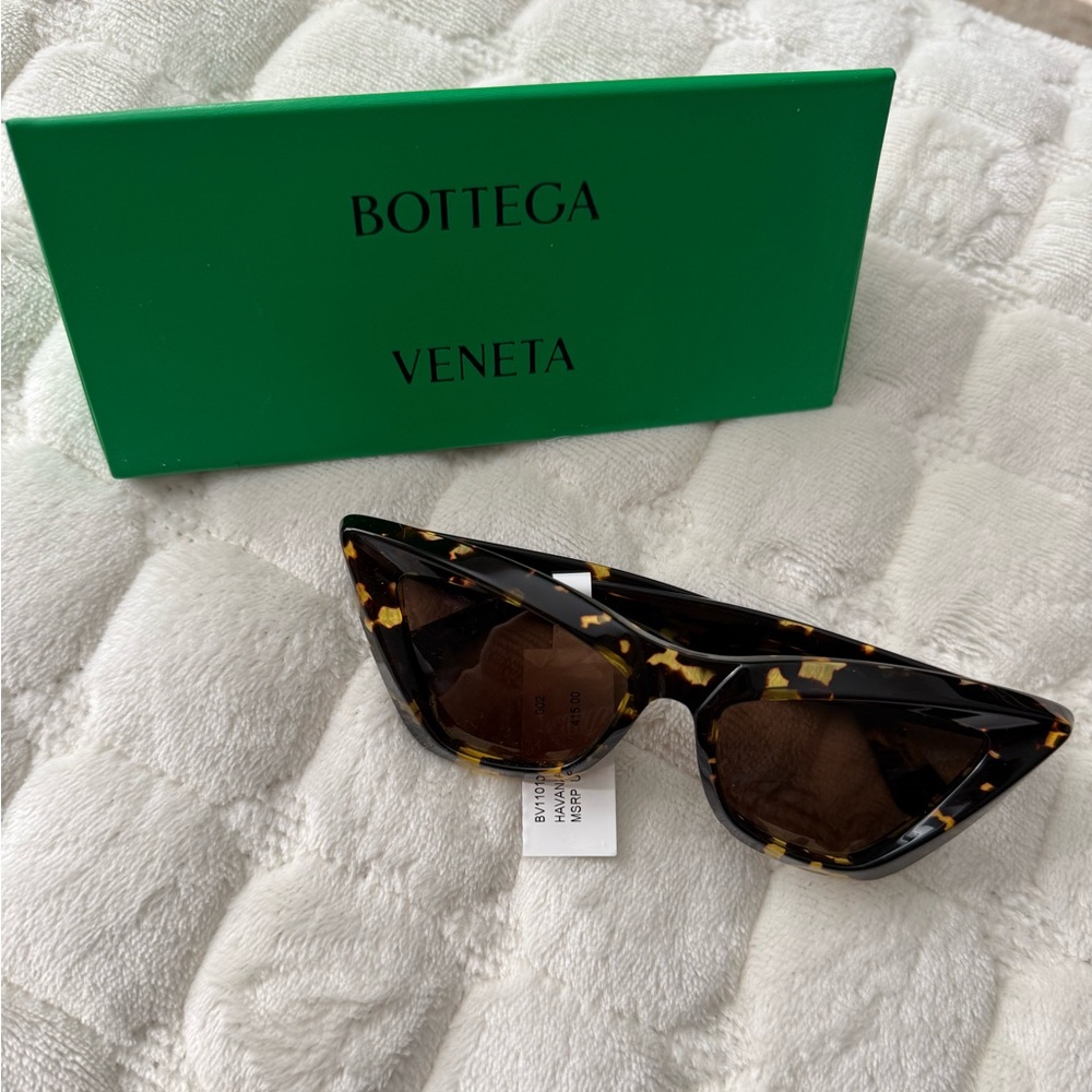 Bottega Veneta Havana Cat-Eye Sunglasses